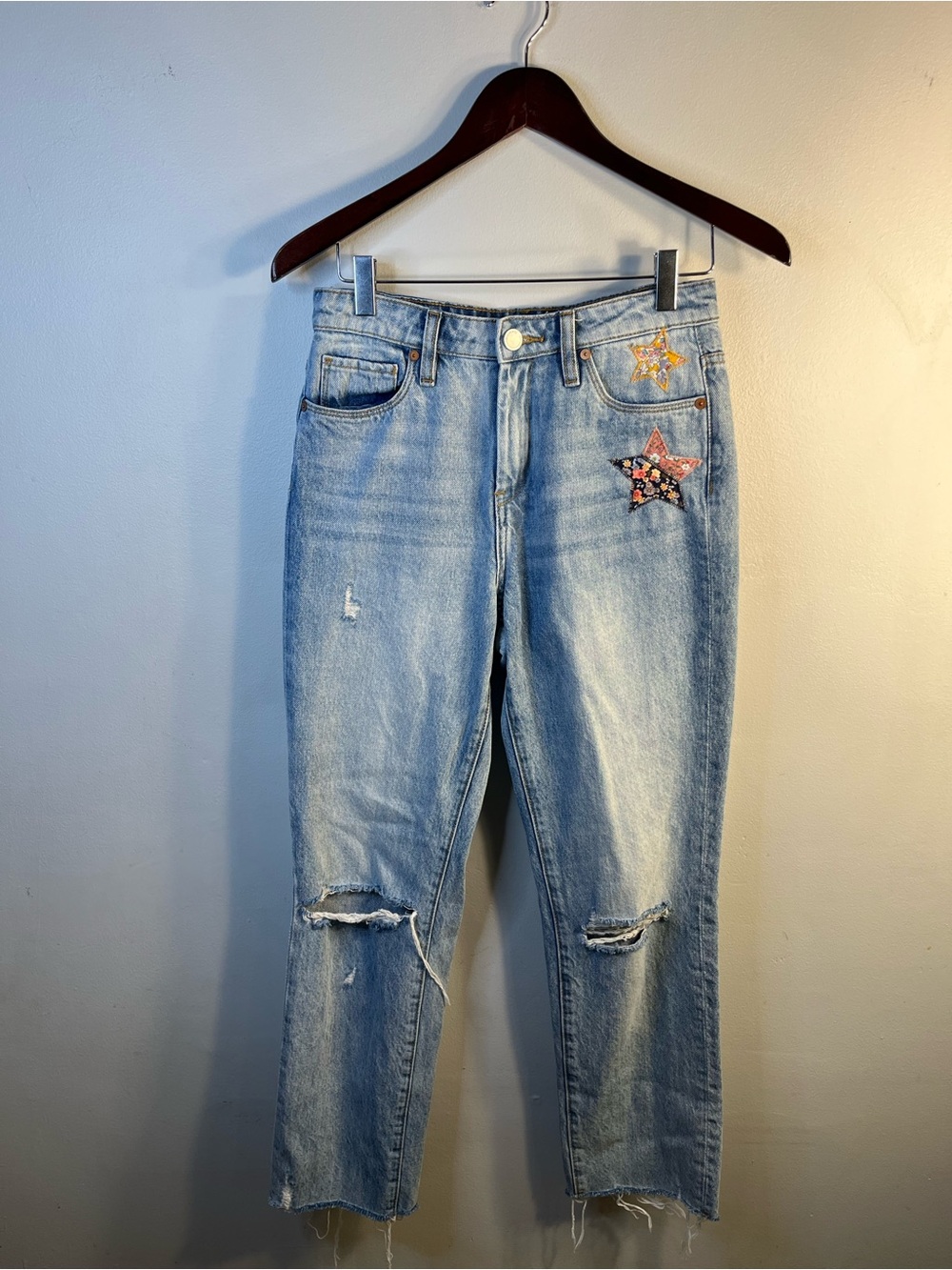 Blank NYC The Madison High Rise Crop Jeans with Star Patches Women’s Size 25